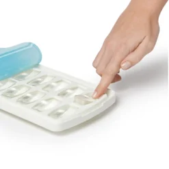 Ice Cube Tray With Silicone Lid -Kitchen Product Store 1132080BL 6