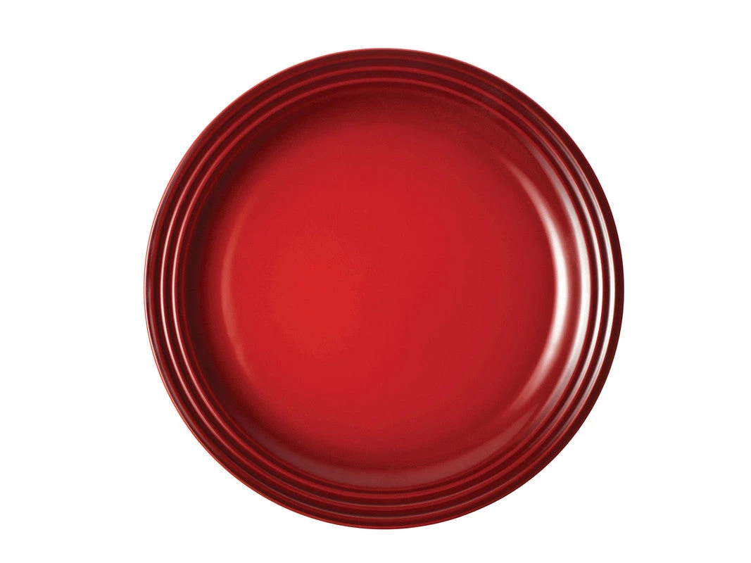Le Creuset Salad Plates Set, Cerise 1 Le Creuset Salad Plates Set, Cerise