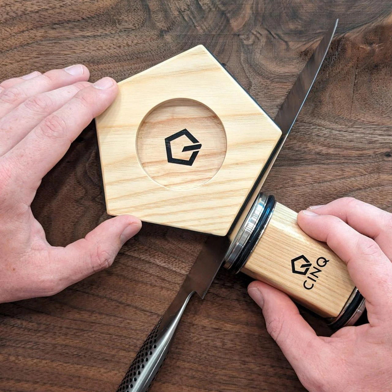 CINQ Rolling Knife Sharpener 2 CINQ Rolling Knife Sharpener - Image 2