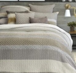 Quilt & Shams Set - Ethan